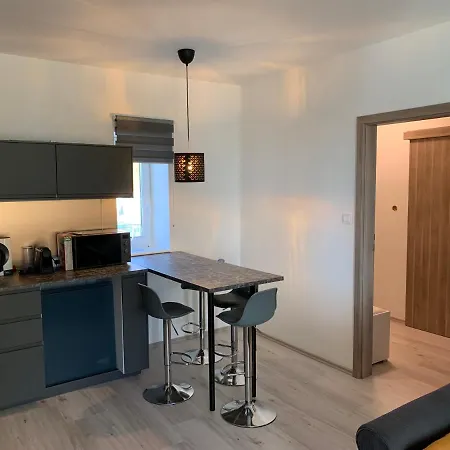 Portside Apartment Tihany